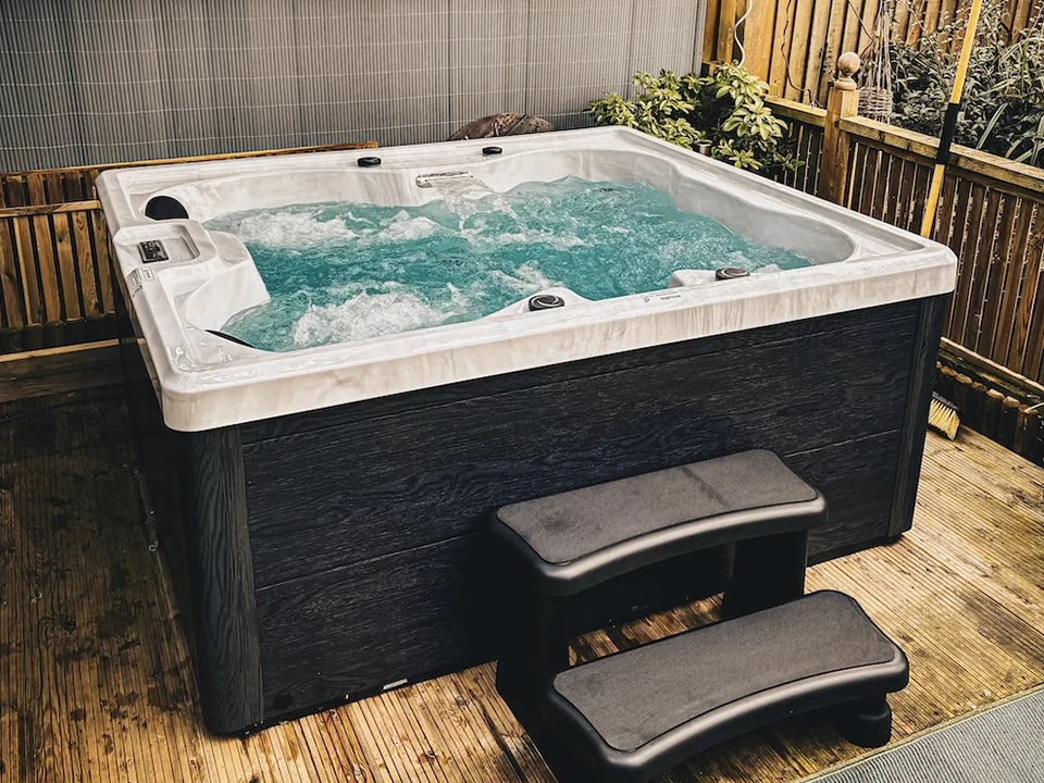 Hot tub and spa maintenance service